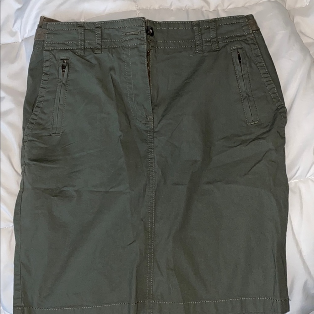 green skirt